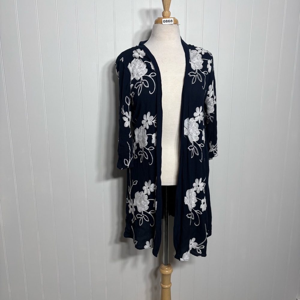 Forgotten Grace Navy Embroidered Floral Kimono Cardigan M/L Boho Layering